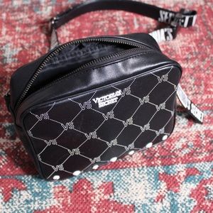 Victoria’s Secret belt bag! Minimalist bag.
